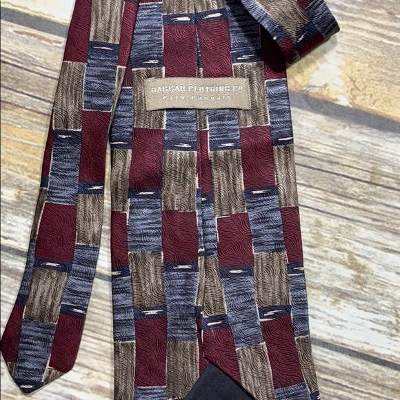 Haggar Vintage silk tie - Picture 3 of 3